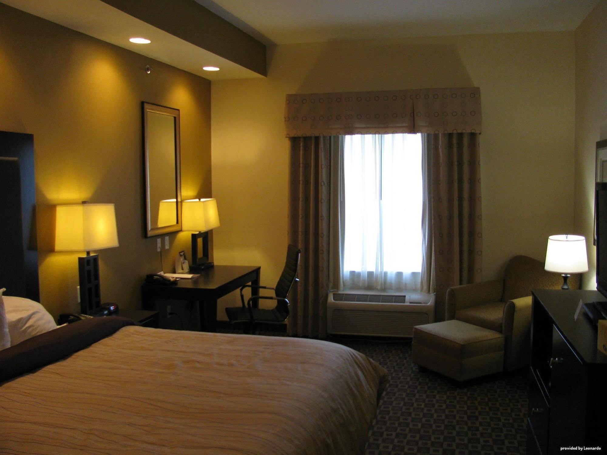 Red Roof Inn & Suites Longview Buitenkant foto